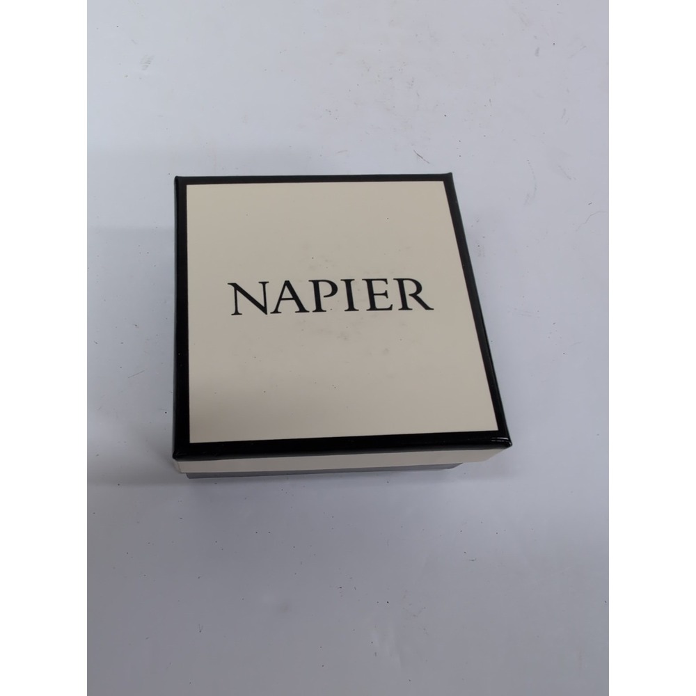 NAPIER Seal & Beach Ball Pin Brooch Silvertone Simulated Abalone NEW - Picture 3 of 3